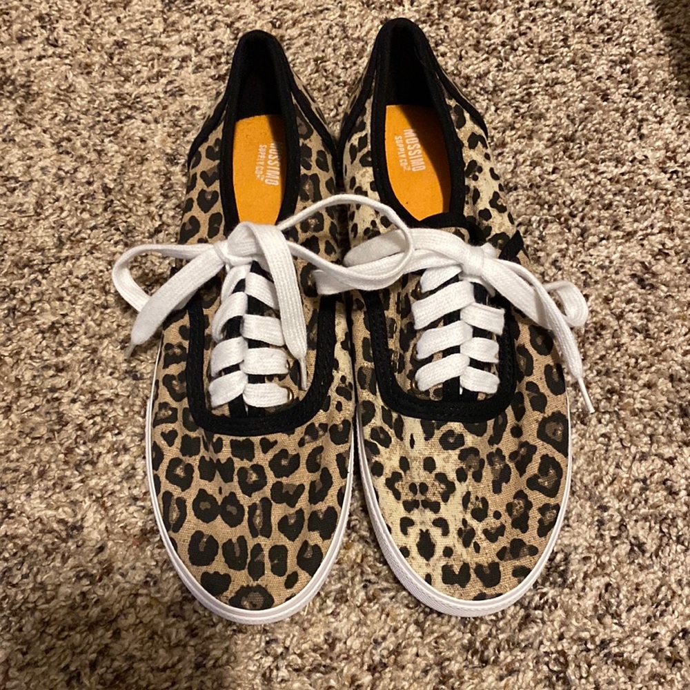 Cheetah print shoes
